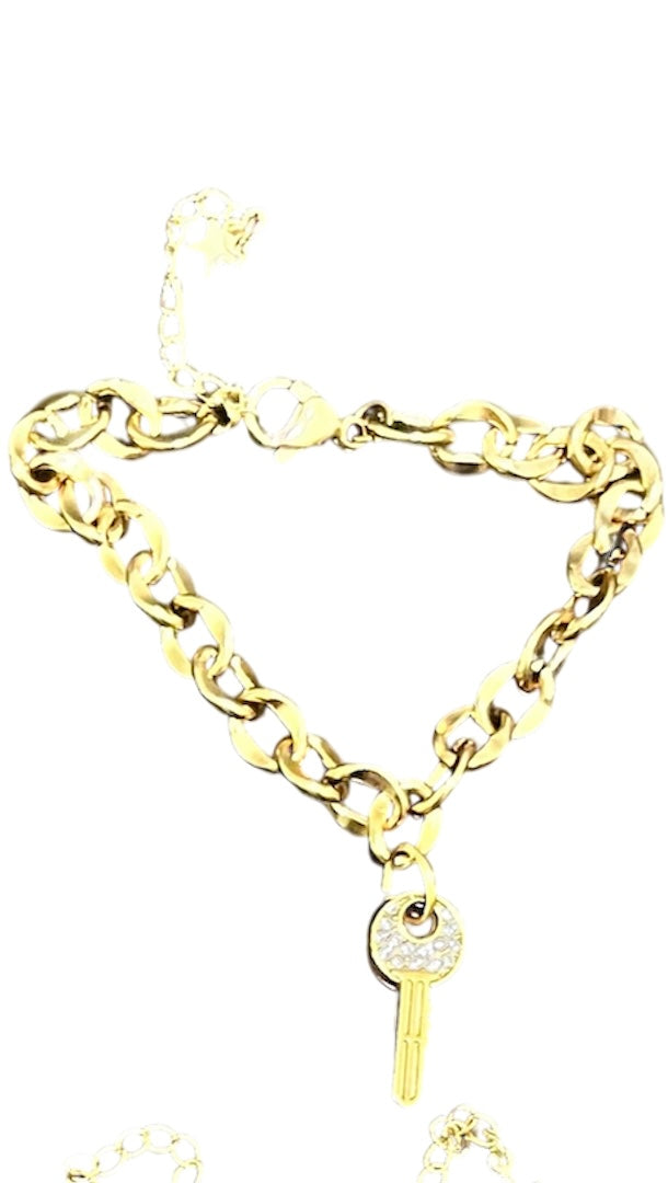White key bracelet