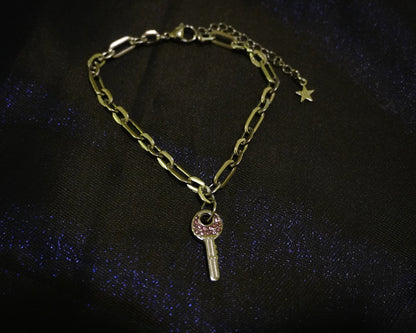 Pinkey Bracelet