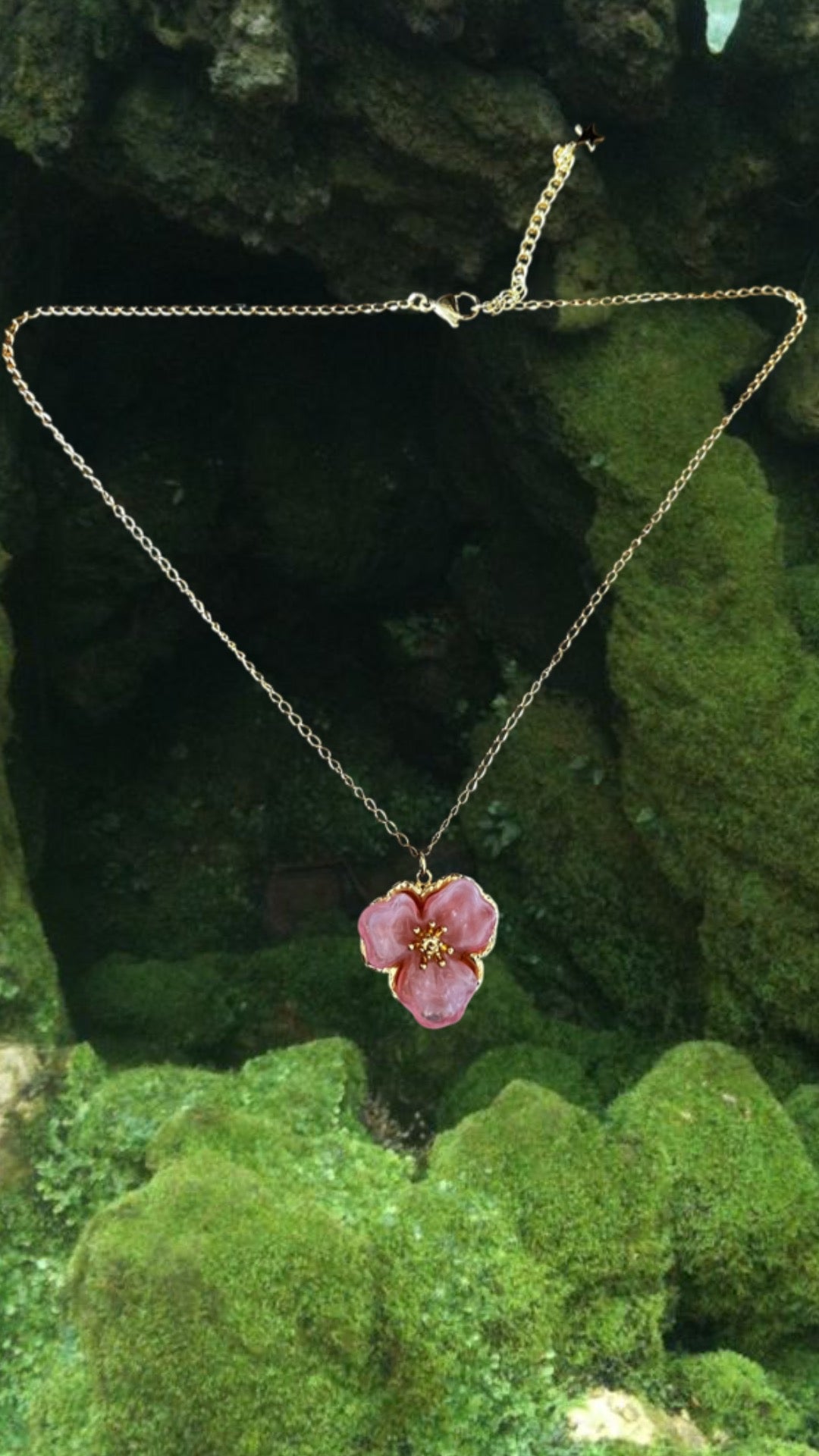 Sweet Flower Necklace